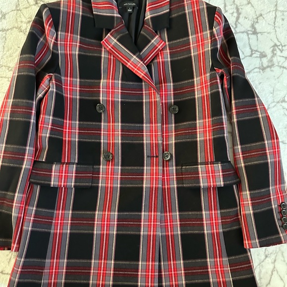 NWOT ANN TAYLOR BLACK RED PLAID RELAXED DOUBLE BREASTED BLAZER JACKET SZ 2/ M - Picture 2 of 12